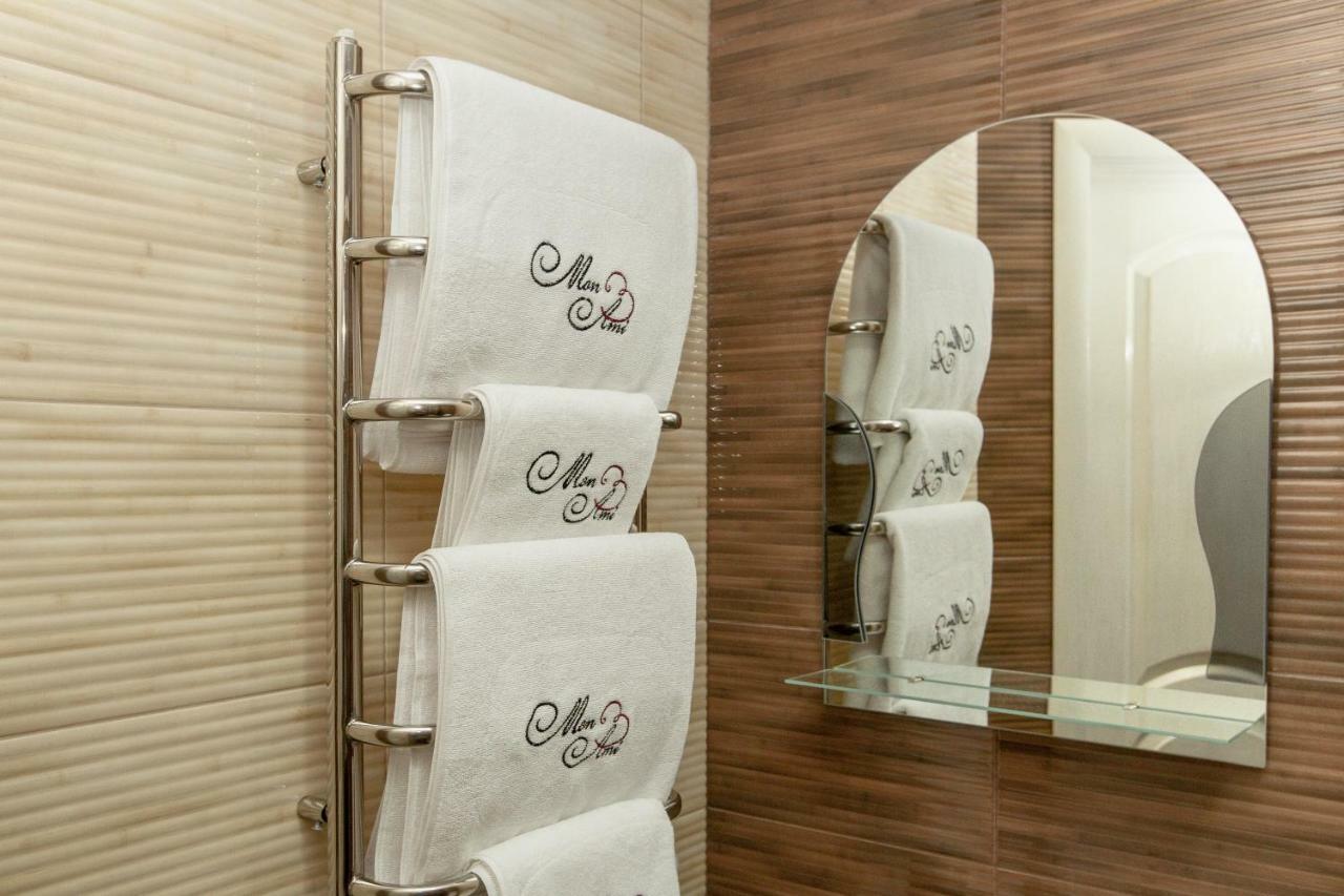 Mon Ami Hotel อิวาโน-ฟรานกิฟสเก ภายนอก รูปภาพ